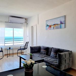 Shneider Apartments Sea ​​In The Window حيفا Exterior photo