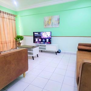 3 Rooms 2 Parking 10Pax Psr Comfy Sofa&Bed Near Mrt Eateries Mcd سيري كيمبانغان Exterior photo