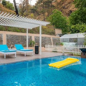 Tota Ām Stayvista At Rolling Hills With Swimming Pool Exterior photo