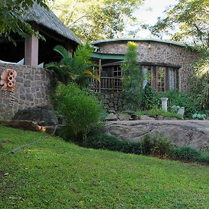 Elangeni Treehouse River Lodge Exterior photo