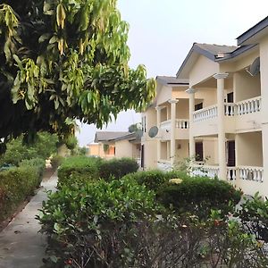 Winneba Lord'S Hands Guesthouse Hotel Exterior photo
