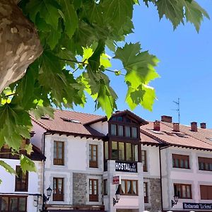 فندق Hostal La Serna بوت Exterior photo