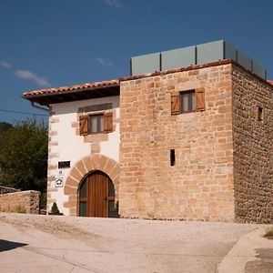 Artieda  El Torreon De La Bruna Exterior photo