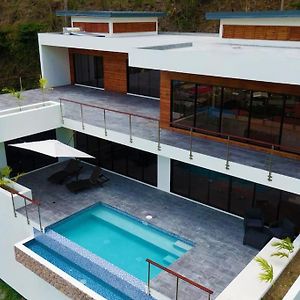 Saba Villa - New!! $1M Piton & Ocean Views!! سوفريير Exterior photo