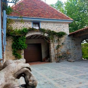 شقة Entre Galets Sauveterre-de-Bearn Exterior photo