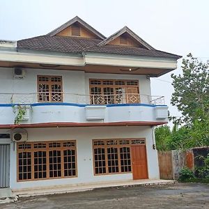 فندق Oyo 92659 Wisma Deli Syariah Pangkadjene Exterior photo