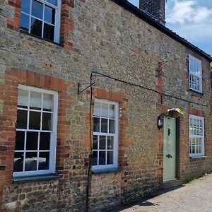 Granary Cottage وارمينستر Exterior photo