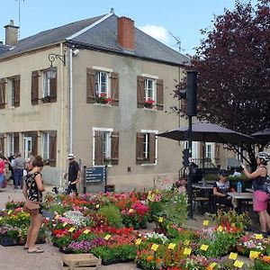 فندق Relax Au Coeur Du Morvan Ouroux-en-Morvan Exterior photo