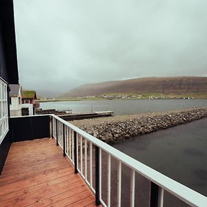 Hvalvik Dahlastova / Stunning Boathouse / Bay View / 3Br Exterior photo