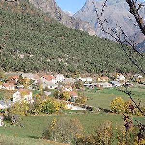 شقة Le Puny La Motte-en-Champsaur Exterior photo