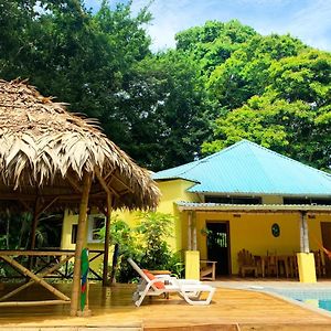 مانزانيلو Private Villa On 2-Acres Of Jungle Garden & Pool Exterior photo