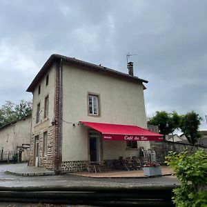 فندق Cafe Du Lac Manthes Exterior photo