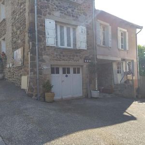 شقة Gite De La Chapelle, Au Coeur De La Cite Medievale Allègre Exterior photo