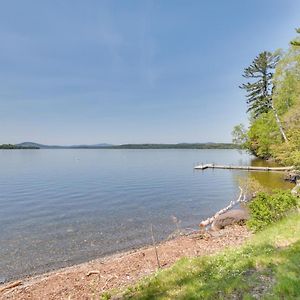 Rangeley Picturesque Maine Getaway With Lake Access! Exterior photo
