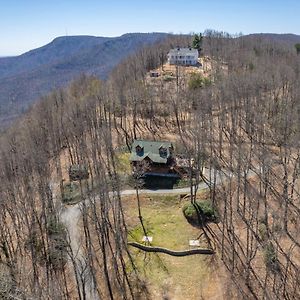 فيلا Huge Deck, Mountain Views And Pet Friendly Tryon Exterior photo