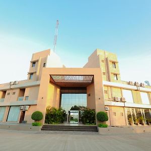 فندق Club Heaven Palanpur Exterior photo