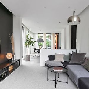 ستوكهولم Swedish Elegance & Luxury Home Exterior photo