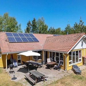 Bøstrup 10 Person Holiday Home In H Jslev Exterior photo