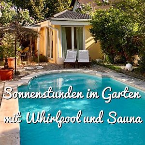 Petershagen-Eggersdorf Apartment Tinyhouse Mit Pool, Outdoor Whirlpool Und Garten Exterior photo