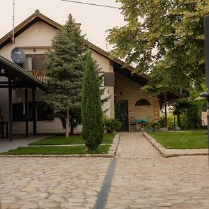 Vladimirovac Vila Lio & Restaurant Devojacki Bunar Exterior photo