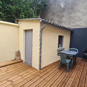 فيلا Petite Maison Cosy Wifi Avec Terrasse Montigny-le-Gannelon Exterior photo