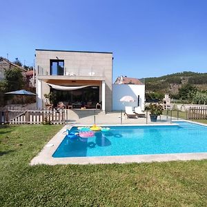 فيلا Casa Con Piscina En Limens Hio Exterior photo