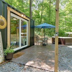 Loudonville Tiny Home With Hot Tub By Mohican State Park! Exterior photo