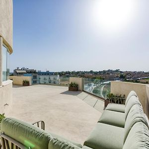 شقة Luxury Beautiful Penthouse With Amazing Views & Ac By 360 Estates مرسلوك Exterior photo