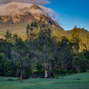 فيلا Tuckeroo House And Gardens - Min 2 Nights Rathdowney Exterior photo