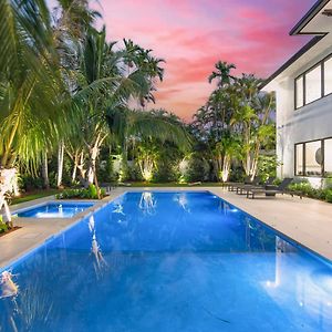 ميامي Villa In Coral Gables With Pool Jacuzzi Game Room Exterior photo