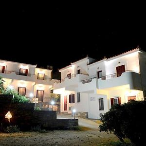 شقة Ágios Kírykos  في Timessa Mezonette - Agios Kirikos Exterior photo