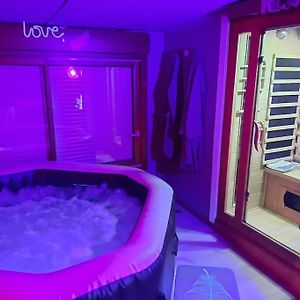 شقة Duplex Avec Jacuzzi Et Sauna Le Plessis-Grohan Exterior photo