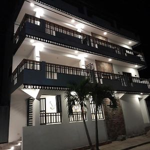 فندق Hostal Marina Samana Exterior photo