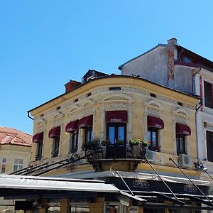 بيتولا City House Central Exterior photo