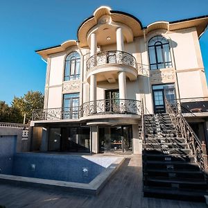 Perfect Villa With Swimming Pool باكو Exterior photo