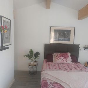 مبيت وإفطار Marcamps Chambre Climatisee A 20 Minutes De Bordeaux Exterior photo