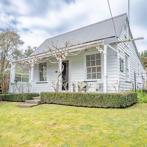 Libeau Cottage - Akaroa Holiday Home Exterior photo