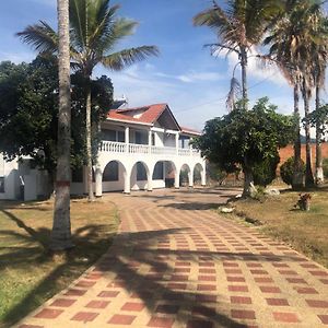 Hotel Villa Noel شيناوتا Exterior photo