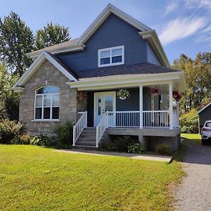 فيلا Chalet Chez Divine! Trois-Rivières Exterior photo