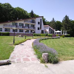 Hotel Kovanlika 2 Razgrad Exterior photo