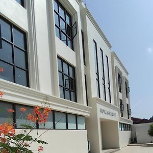 Hotel Gulmohar بهاراتبور Exterior photo