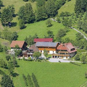 هاسلاخ إيم كينزيجتال Schlossberghof Exterior photo