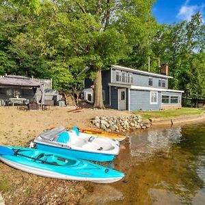 Delton Lakefront Cottage With Private Beach And Docks! Exterior photo