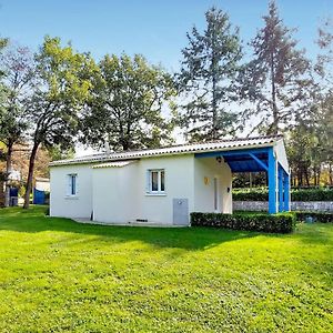 Amazing Home In Souvigne With Kitchen Exterior photo