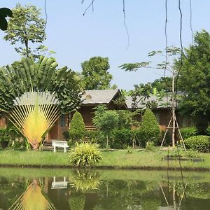 Sripiamsuk Resort Bangkok محافظة باثوم ثاني Exterior photo