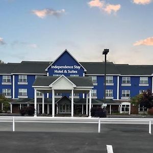 Marinette Independence Stay Hotel & Suites Exterior photo