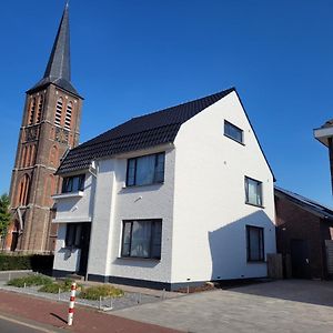 مبيت وإفطار بورْنْ Het Wit Huys Exterior photo
