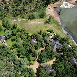 فالووتر Ilanga Safari Lodge - Welgevonden Game Reserve Exterior photo