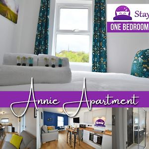 Annie 1 Bed Apartment Next To Rail Station - Stayseekers ساليزبري Exterior photo