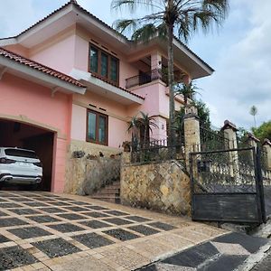 سيباناس Villa Bukit Cipendawa Cipanas Exterior photo